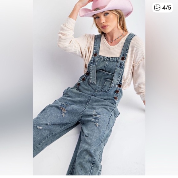 Women's Denim Overalls - Picture 4 of 5